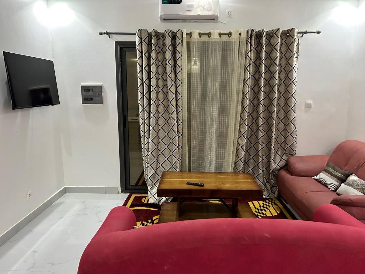 Apartment Adja Astou Dakar