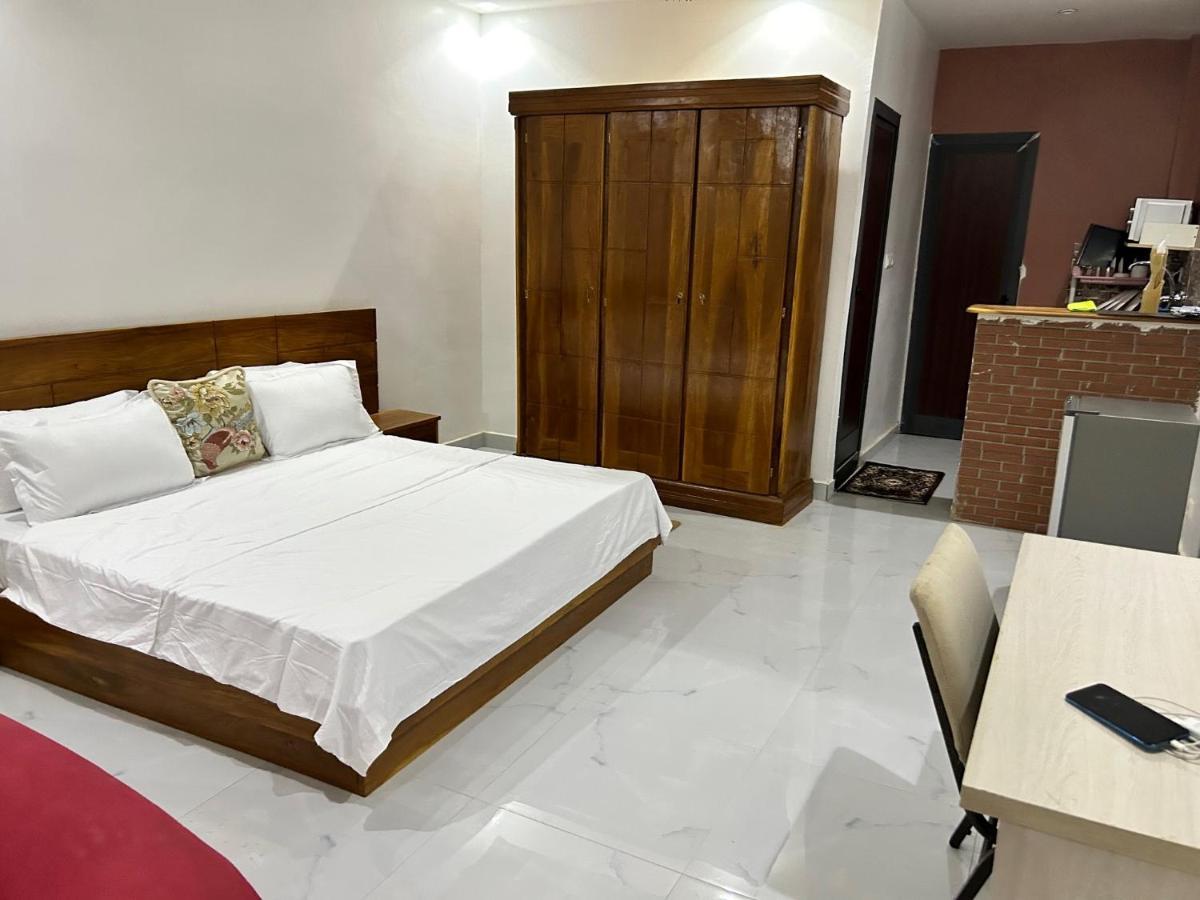Adja Astou Apartment *