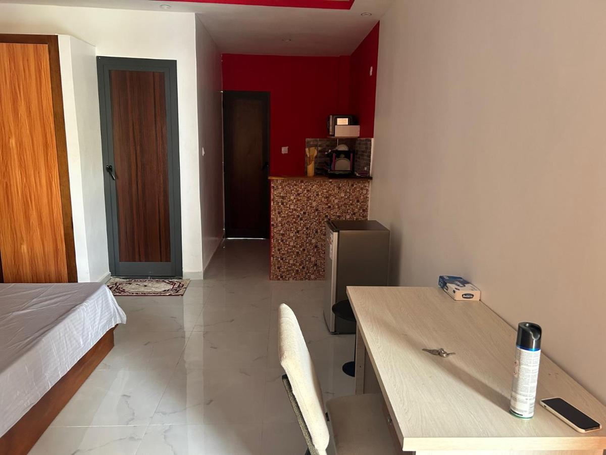 Apartment Adja Astou *